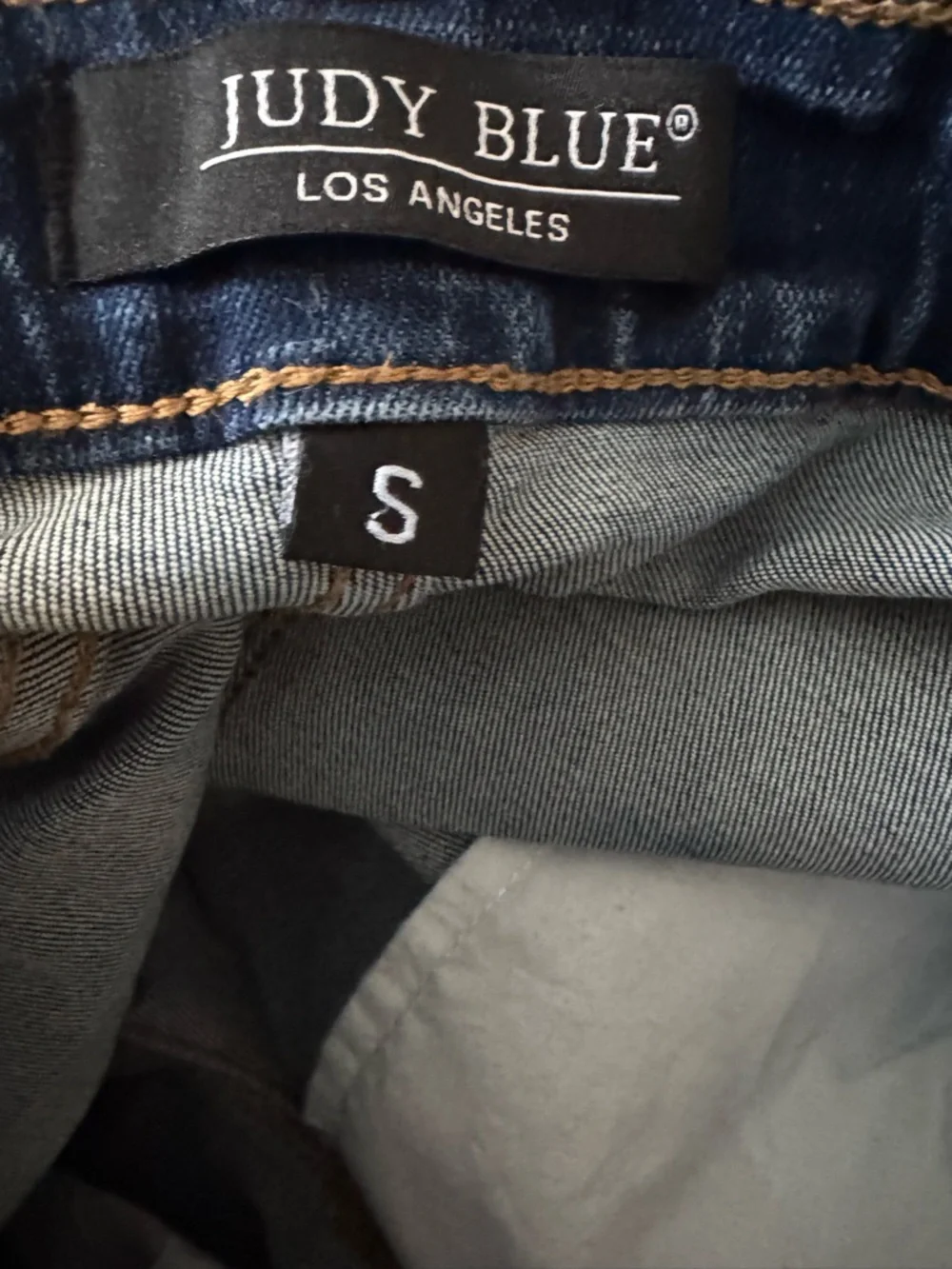 Judy Blue Small Dark Wash Sprinkled Acid Washed Denim Blue Jean Shorts JB150081 - Picture 5 of 6